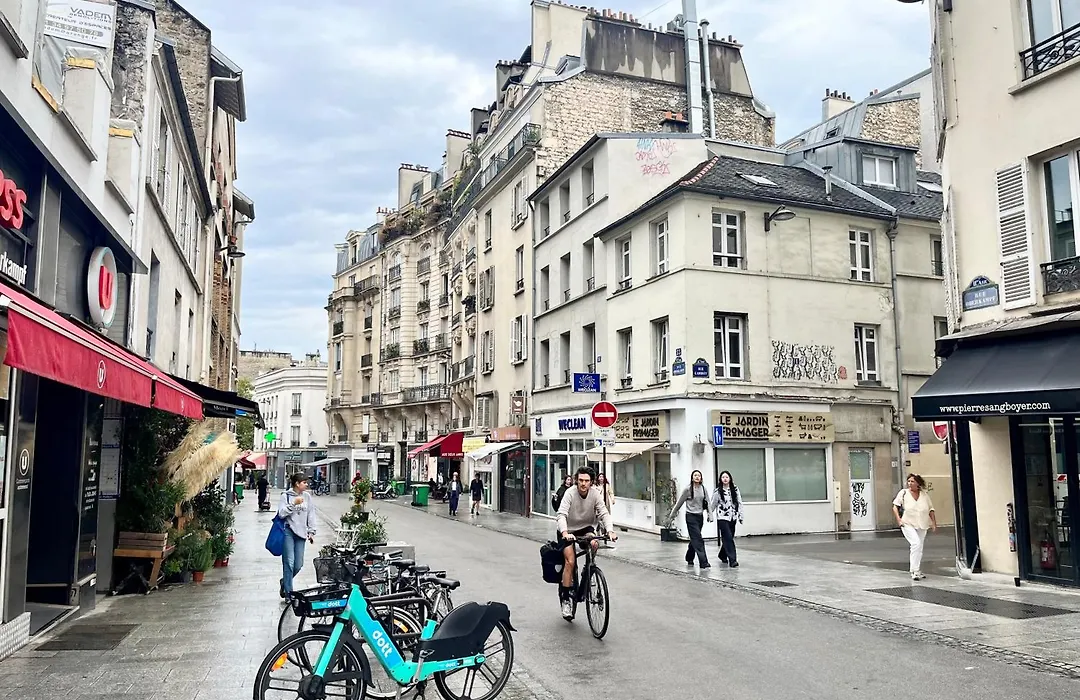 Petit appartement agréable au cœur du 11e arrondissement-1